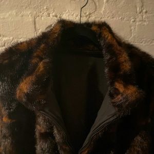 Brown faux fur vest, Men’s L/XL